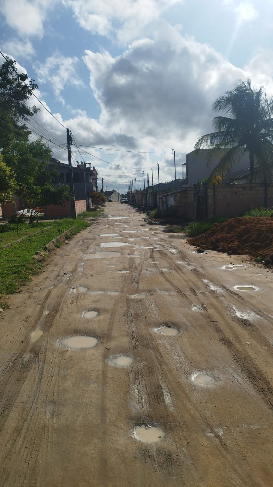 Eunápolis à deriva: o desgoverno de Robério Oliveira mergulha a cidade no caos