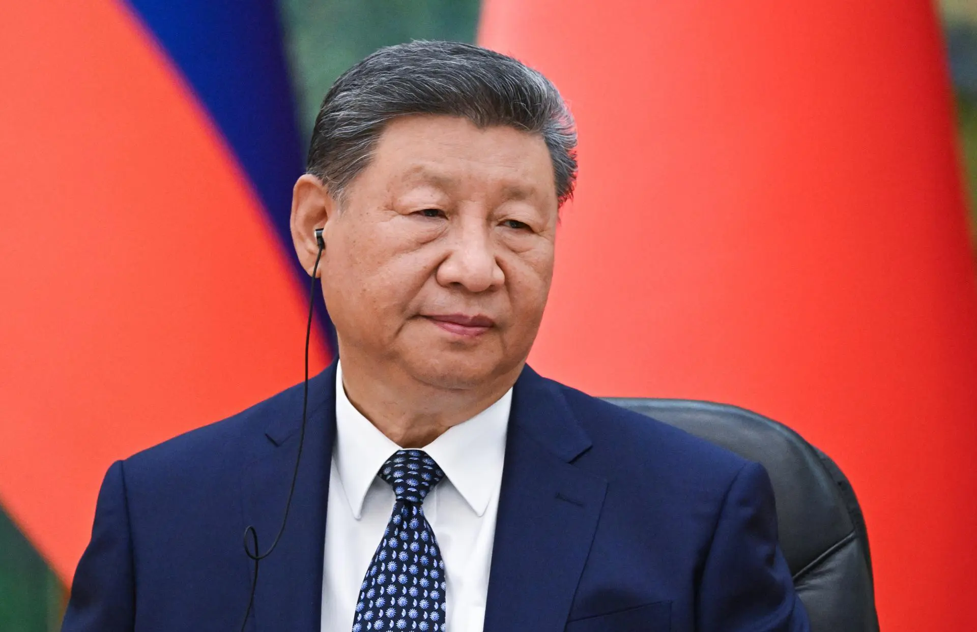 China prende 30 pastores e intensifica perseguição a igrejas cristãs
