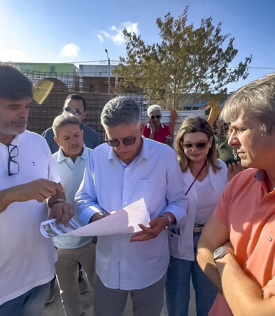 Jânio Natal acompanha avanços nas obras de infraestrutura pela cidade