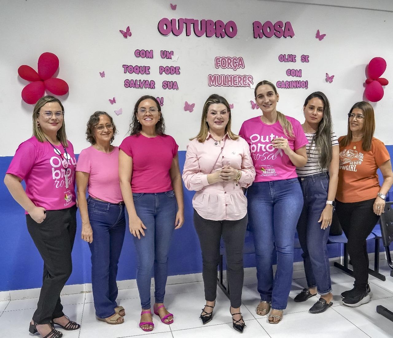 Outubro Rosa encerra com acolhimento, informação e atendimento especializado