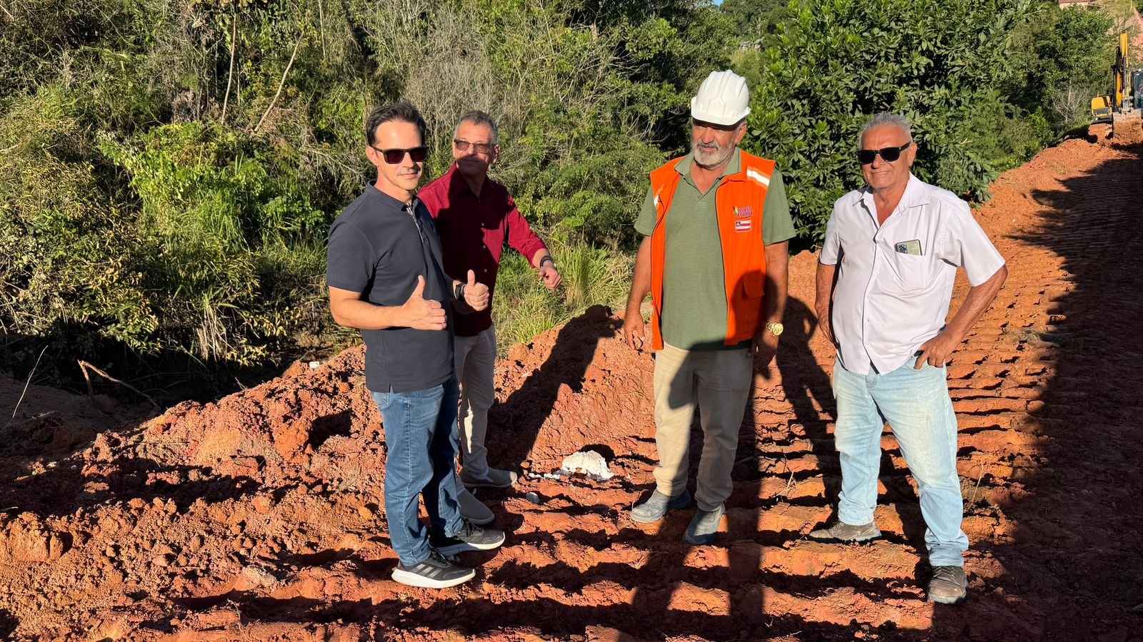 Obras da prefeitura na ciclovia do Anel Viário seguem em ritmo acelerado, em Porto Seguro