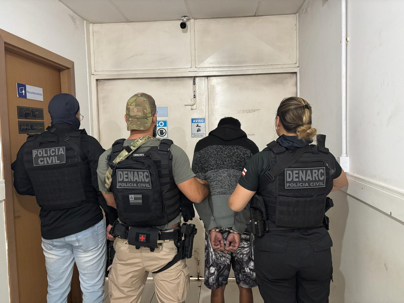 Polícia Civil prende em flagrante traficante de drogas, em Porto Seguro