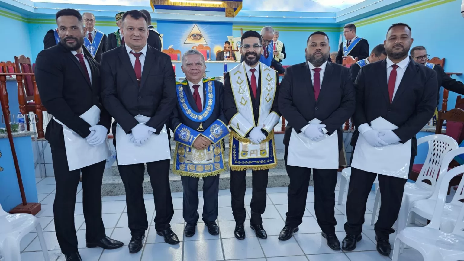 Loja União Fraterna celebra iniciação de quatro novos maçons em Guaratinga