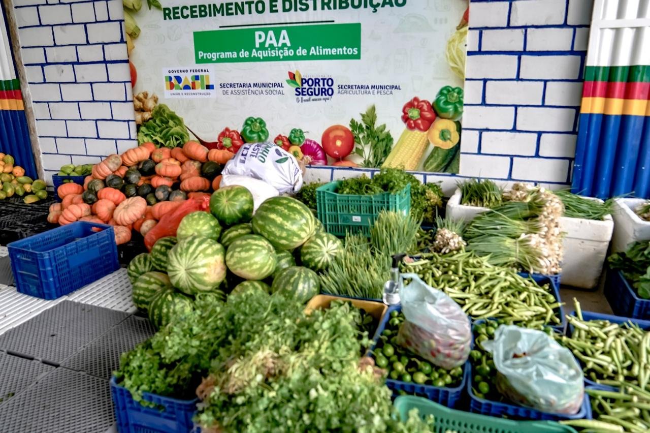 Pequenos agricultores de Porto Seguro recebem R$ 130 mil do PAA