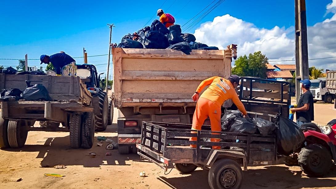 Prefeitura de Porto Seguro intensifica ações de limpeza e manutenção urbana para atender alta demanda da temporada