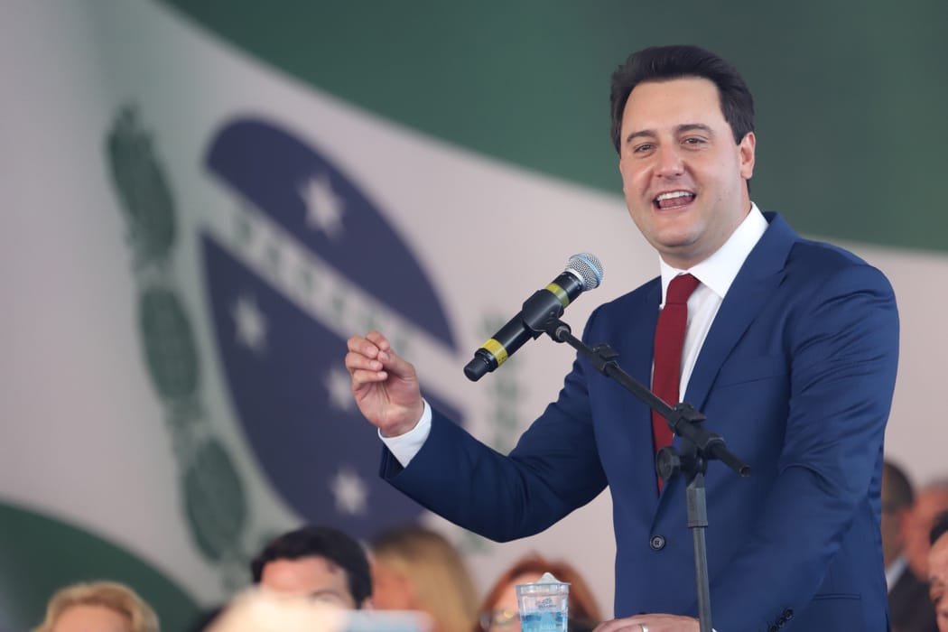 Ratinho Junior é aprovado por 85,5% dos eleitores do PR