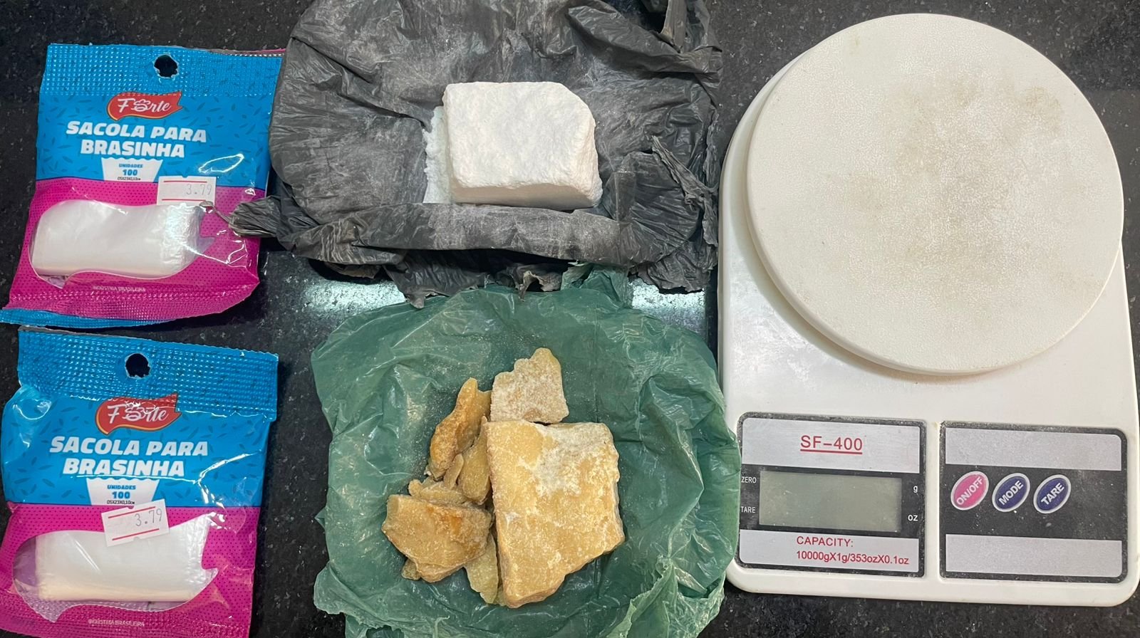 Polícia Militar apreende drogas no bairro Juca Rosa, em Eunápolis-Bahia