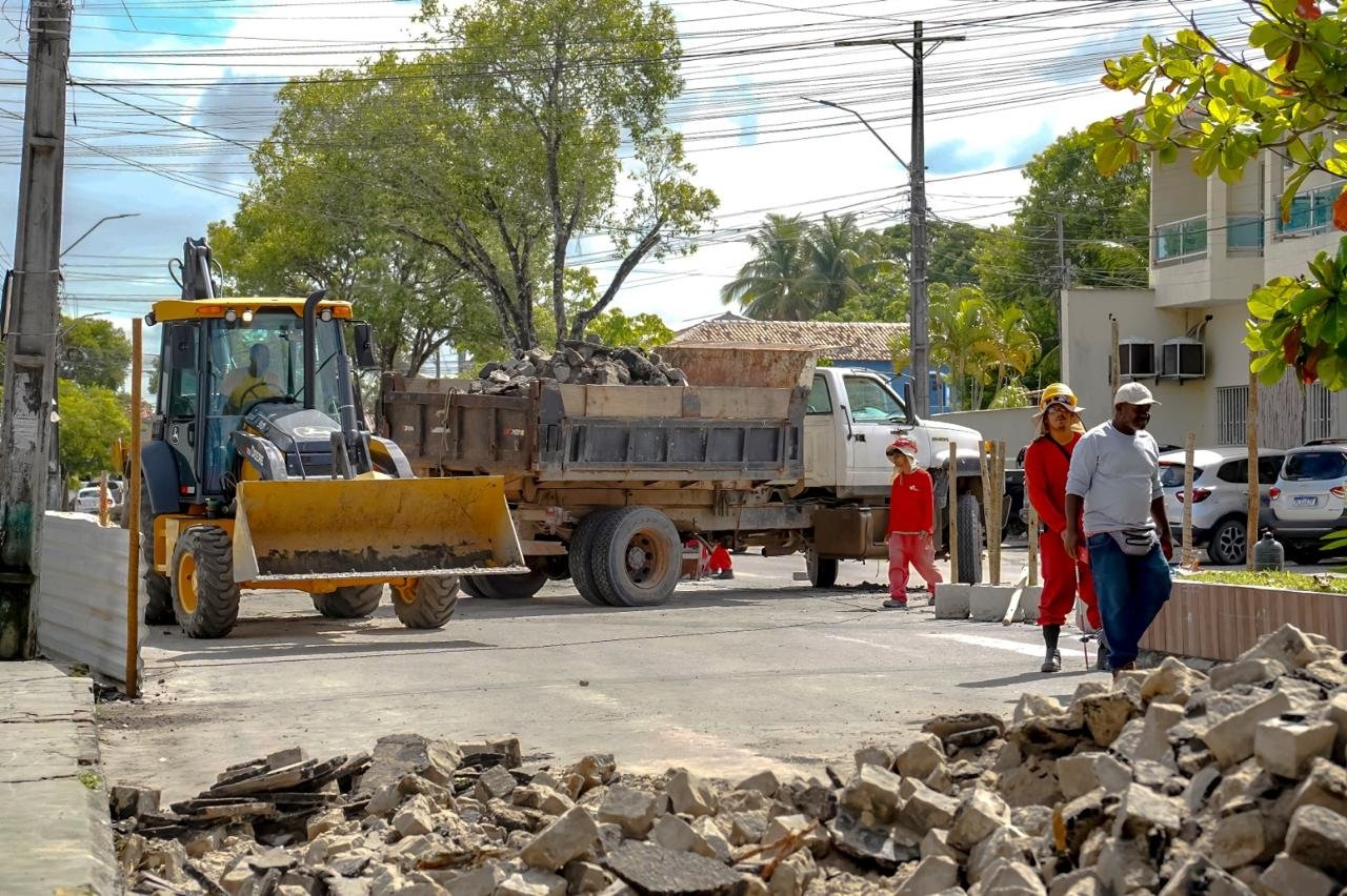 Prefeitura de Porto Seguro inicia obra na Rua Pero Vaz de Caminha