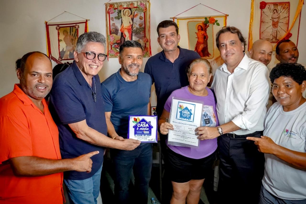 ESTA CASA É MINHA: Prefeitura entrega mais de 70 títulos no bairro Salvador, em Trancoso