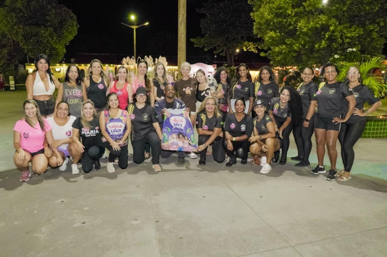 Aula de defesa pessoal traz dicas de proteção para mulheres