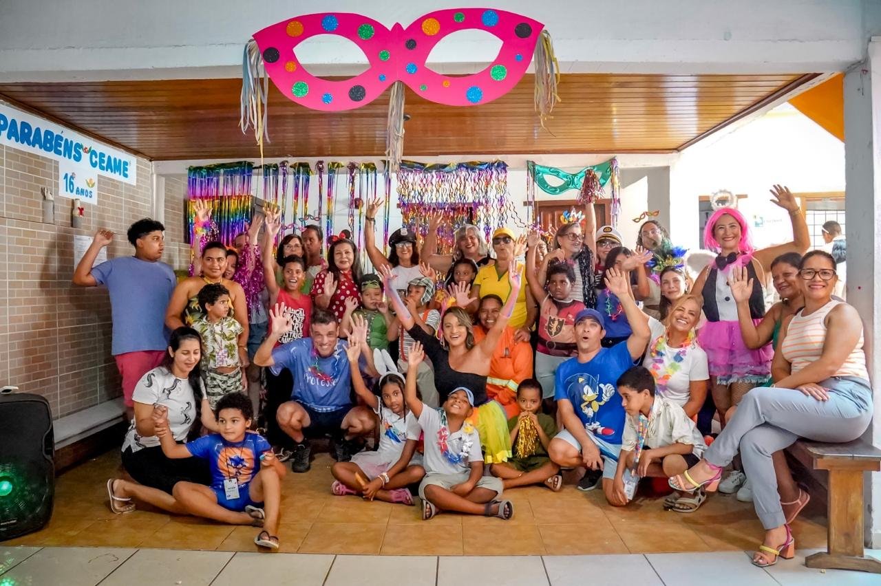 Carnaval da Inclusão anima alunos e famílias no Ceame