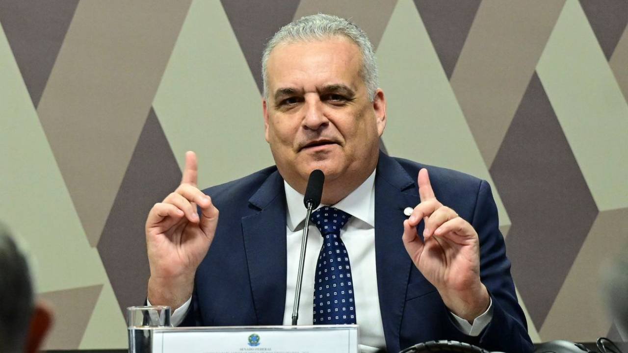 Alfredo: ‘CPMI afastou corruptos do INSS. Estava um prostíbulo’