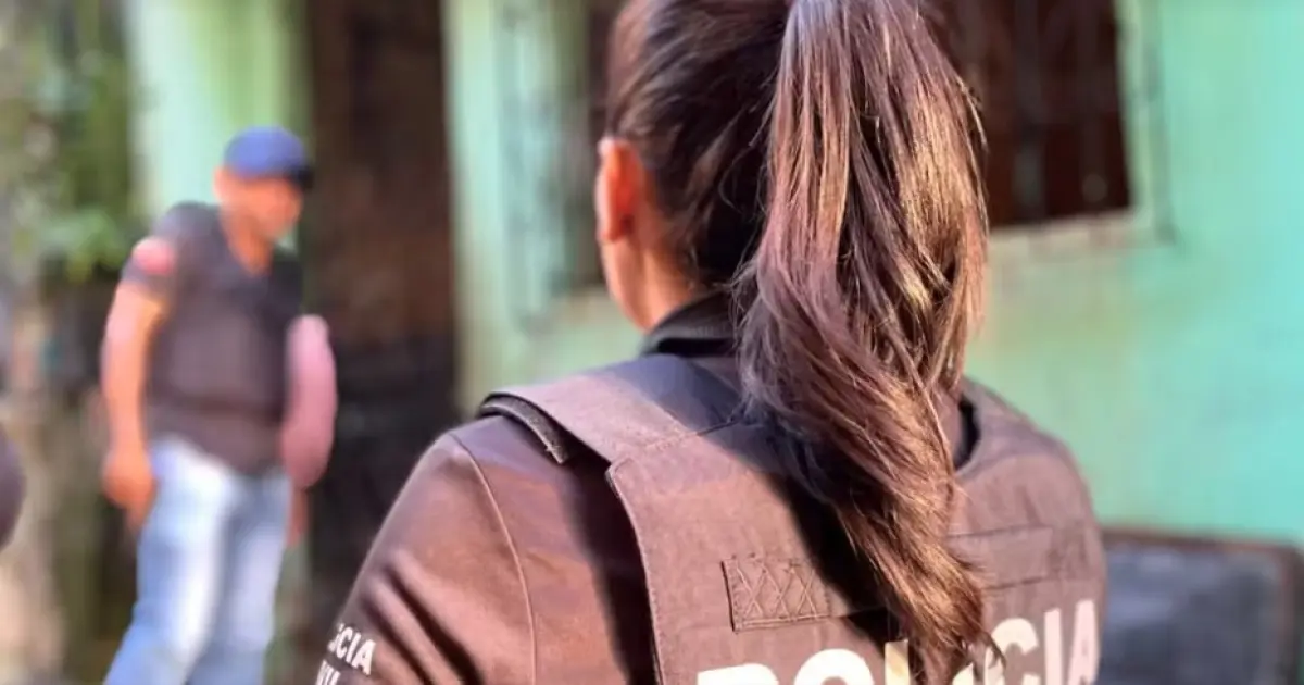 Mulher é presa na Bahia acusada de dopar homem em bar e causar prejuízo de R$ 18 mil