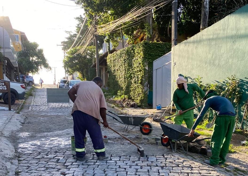 Operação tapa-buracos segue a todo vapor em Trancoso