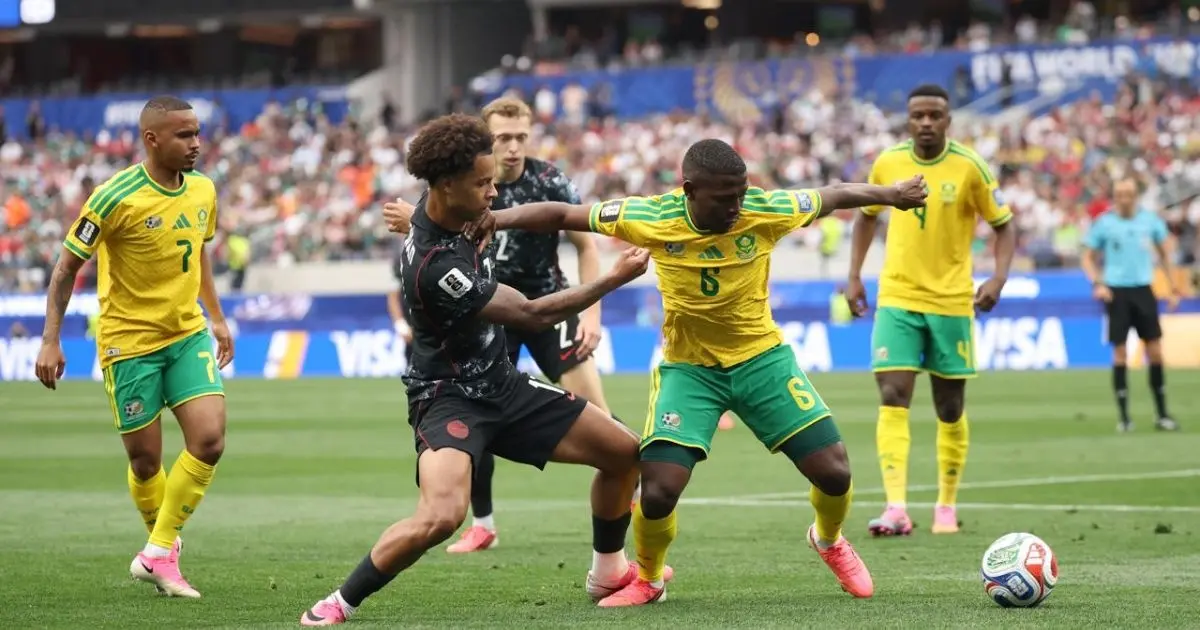 No apagar das luzes, Eustáquio marca, Canadá vence a África do Sul e avança no mata-mata da Copa