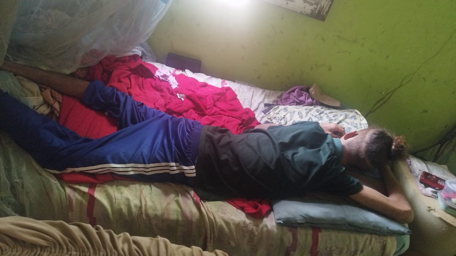 Crueldade em Eunápolis: morador do Moisés Reis definha à espera de exame e família faz apelo por socorro