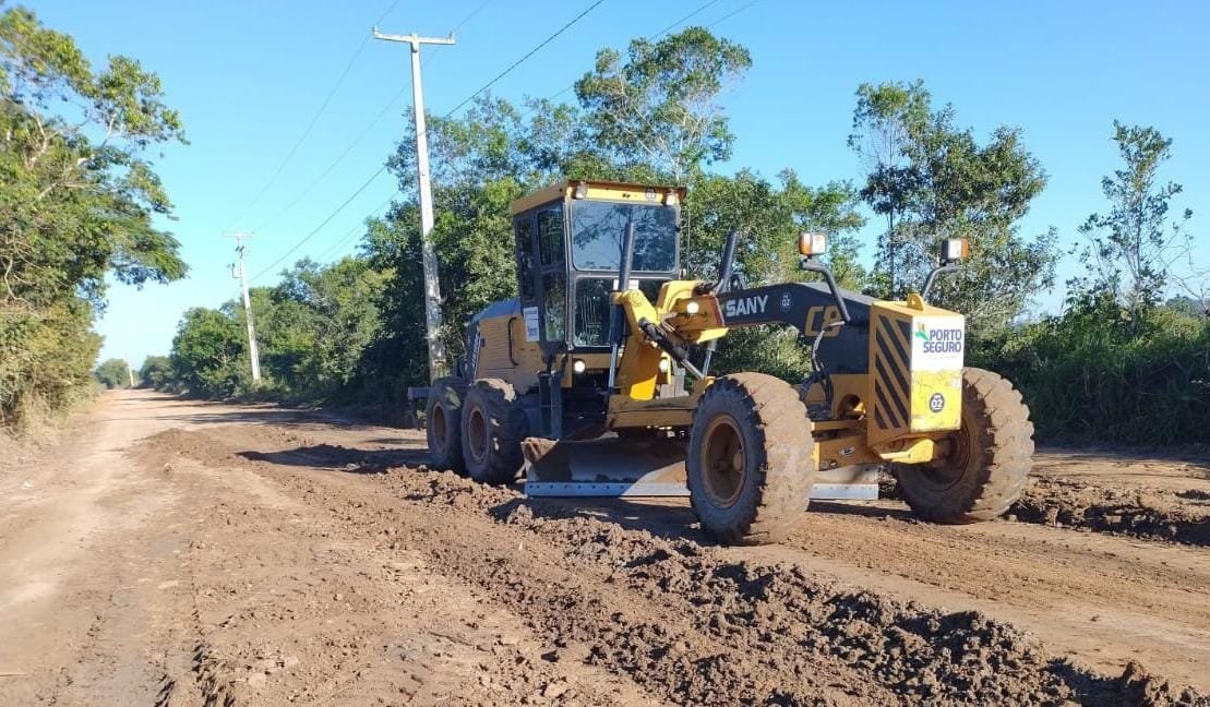 Manutenção das estradas vicinais beneficia distrito de Itaporanga