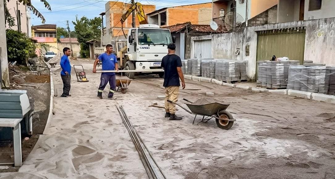 Prefeitura transforma Rua da União com obras de drenagem e pavimentação no Cambolo