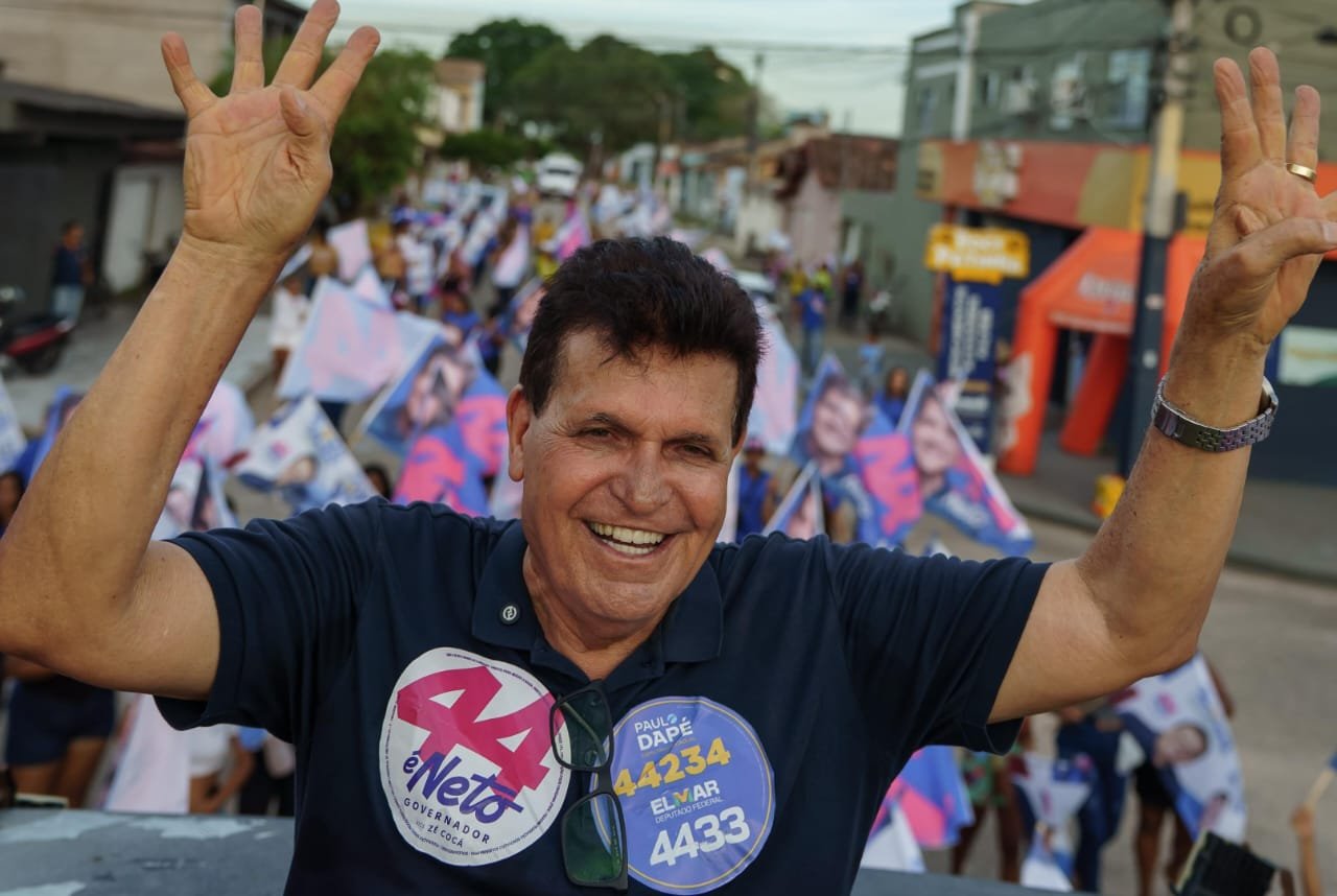 ELEIÇÕES 2026: CAMINHADA DE PAULO DAPÉ REÚNE APOIADORES EM DIVERSOS BAIRROS DA CIDADE