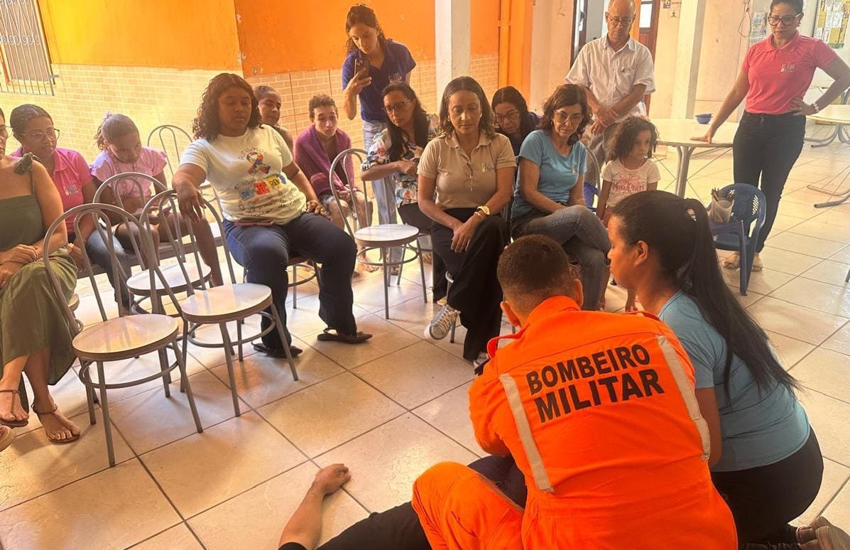 Equipe do Ceama é preparada para situações de emergência em Porto Seguro